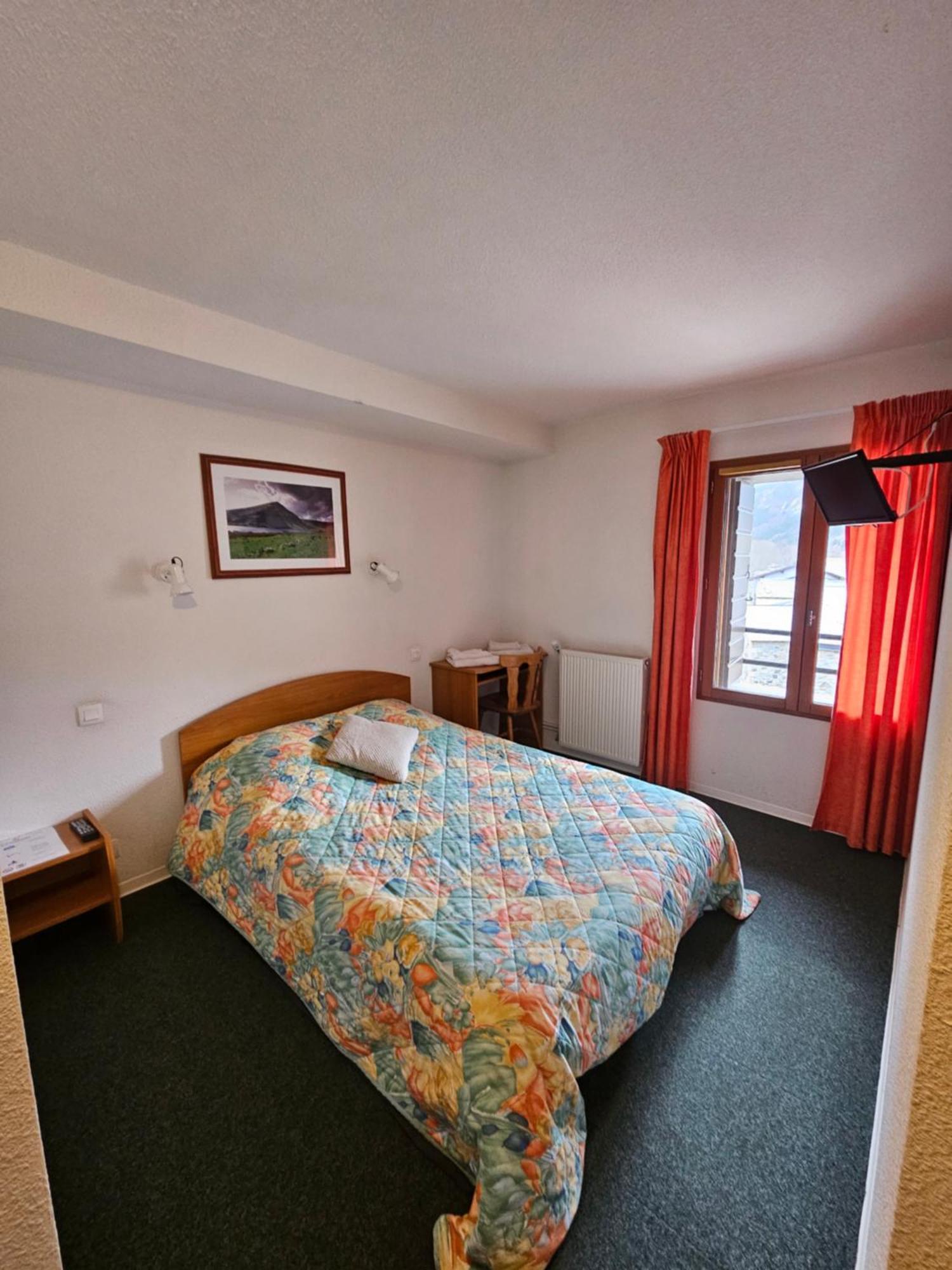 Hotel Le Campcardos *